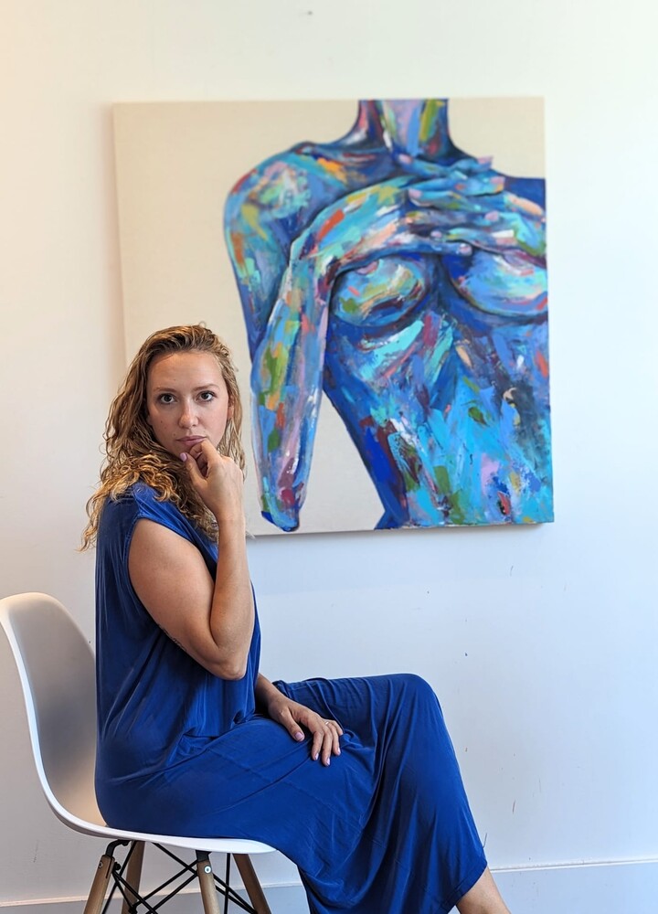 Blue nude