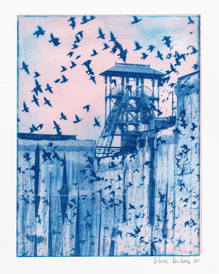 Where the past takes flight (4 prints)